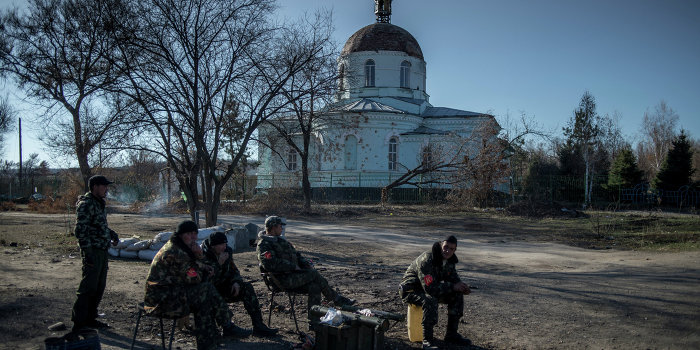 В Станице Луганской наступило перемирие после ожесточенных боев