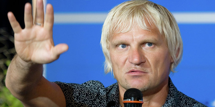 Олег Скрипка угрожает всем русскоязычным исполнителям на Украине Олег Скрипка угрожает всем русскоязычным исполнителям на Украине