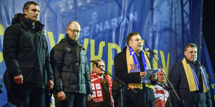 Народная артистка Украины прокляла лидеров Майдана Народная артистка Украины прокляла лидеров Майдана
