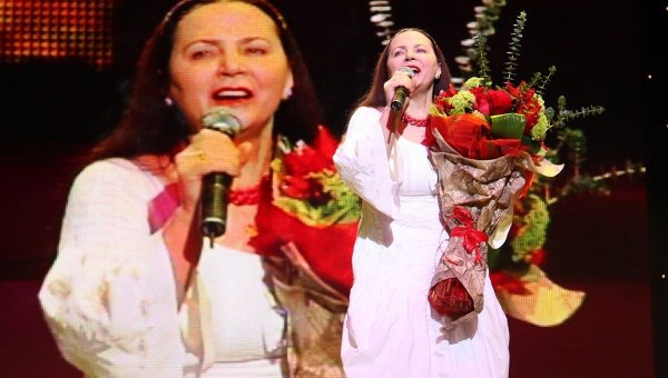 Народная артистка Украины прокляла лидеров Майдана Народная артистка Украины прокляла лидеров Майдана