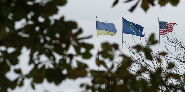 Беккер: США хотят включить Украину в свою сферу военных интересов Беккер: США хотят включить Украину в свою сферу военных интересов