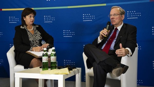 Министр финансов Украины Наталья Яресько: made in USA Министр финансов Украины Наталья Яресько: made in USA