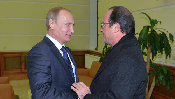 Олланд доложил Меркель о результатах переговоров с Путиным Олланд доложил Меркель о результатах переговоров с Путиным