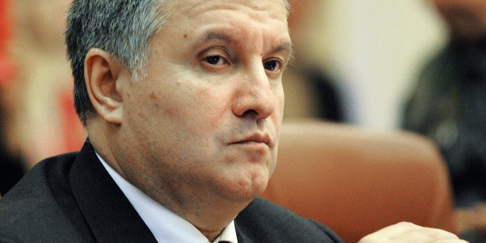 Аваков называет «идиотами» радикалов, которые свергли губернатора в Виннице Аваков называет «идиотами» радикалов, которые свергли губернатора в Виннице