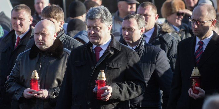 Порошенко более не заслуживает сравнения с Гитлером Порошенко более не заслуживает сравнения с Гитлером