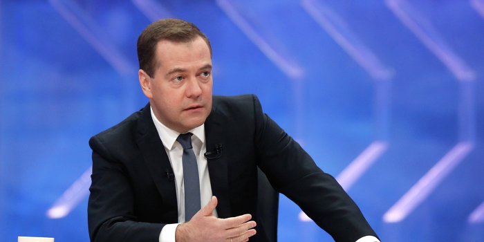 Медведев: Украина получила более $80 млрд в виде скидок на газ Медведев: Украина получила более $80 млрд в виде скидок на газ