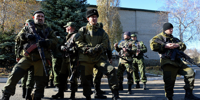 Украинцы вступают в армию Новороссии воевать с украинским нацизмом Украинцы вступают в армию Новороссии воевать с украинским нацизмом