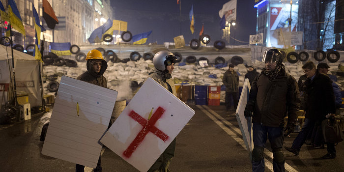 Хроники государственного переворота: митинг у здания представительства ЕС Хроники государственного переворота: митинг у здания представительства ЕС