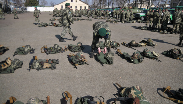 Украинские военные массово отказываются воевать в Донбассе Украинские военные массово отказываются воевать в Донбассе