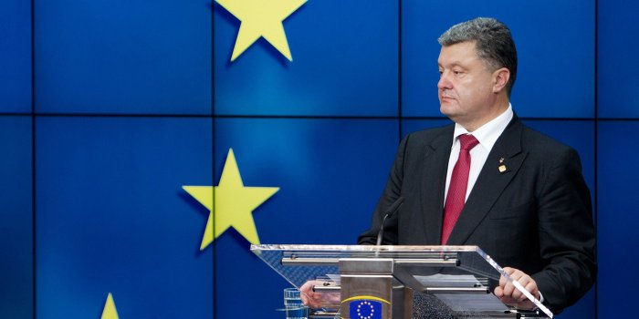 Порошенко мечтает о депутатском кресле в Европарламенте Порошенко мечтает о депутатском кресле в Европарламенте