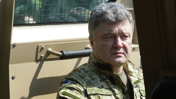 Захарченко: Если не хочешь кормить чужую армию, начинай кормить свою Захарченко: Если не хочешь кормить чужую армию, начинай кормить свою