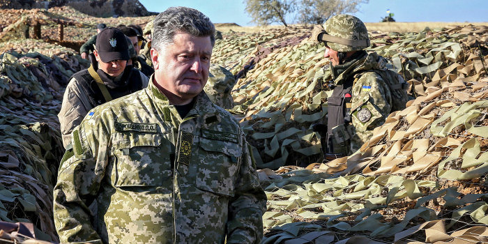 Порошенко: Народ не возражает тратить на войну ежедневно более шести миллионов долларов Порошенко: Народ не возражает тратить на войну ежедневно более шести миллионов долларов