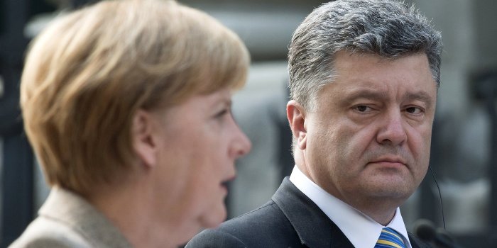 Порошенко недоволен политикой МВФ Порошенко недоволен политикой МВФ