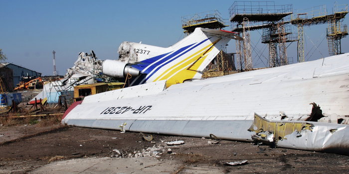 Украинские силовики обстреляли своих в Донецком аэропорту Украинские силовики обстреляли своих в Донецком аэропорту
