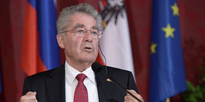 Президент Австрии: Двери между РФ и ЕС должны оставаться открытыми Президент Австрии: Двери между РФ и ЕС должны оставаться открытыми
