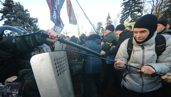 Украина в 2015: скатывание в управляемый хаос или начало выздоровления? Украина в 2015: скатывание в управляемый хаос или начало выздоровления?