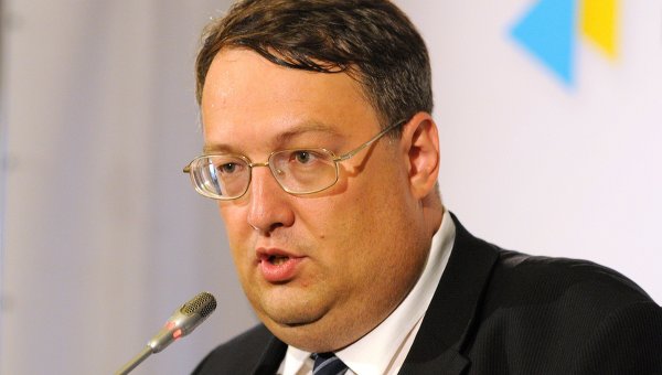 Украинский депутат: На Пеклушенко было оказано политическое давление Украинский депутат: На Пеклушенко было оказано политическое давление