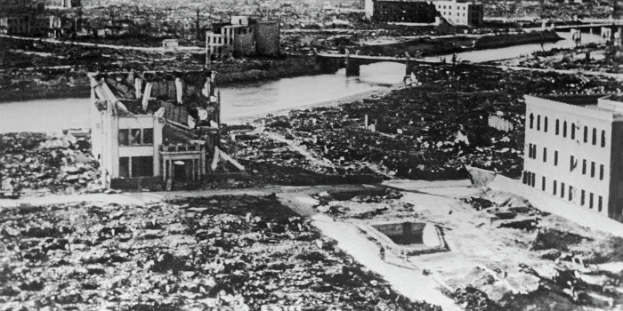 Япония откликнулась на предложение Москвы призвать США к ответу за Хиросиму