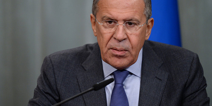 Лавров: Обама подтвердил приверженность силовому решению конфликта в Донбассе Лавров: Обама подтвердил приверженность силовому решению конфликта в Донбассе