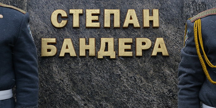 По Украине прокатилась волна переименований улиц в честь украинских коллаборационистов По Украине прокатилась волна переименований улиц в честь украинских коллаборационистов