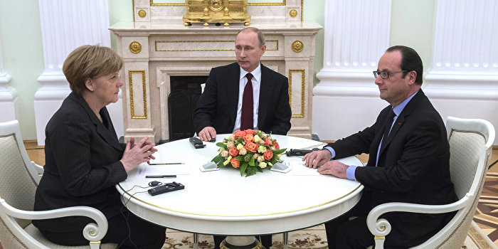 Меркель, Олланд и Путин договорились созвониться Меркель, Олланд и Путин договорились созвониться
