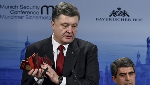 Маразмы недели. «Вежливые» паспорта, мечтали робкие грузины и «Феникс» уходит в небо Маразмы недели. «Вежливые» паспорта, мечтали робкие грузины и «Феникс» уходит в небо