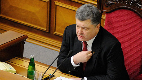Порошенко: Киев готов ввести военное положение Порошенко: Киев готов ввести военное положение