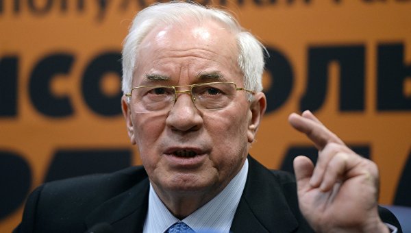 Азаров: Кроме США и ЕС к «трио клоунов» Яценюку, Тягнибоку и Кличко никто не относился всерьёз Азаров: Кроме США и ЕС к «трио клоунов» Яценюку, Тягнибоку и Кличко никто не относился всерьёз