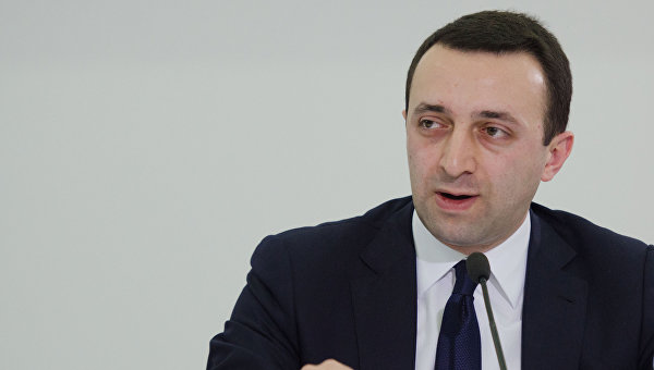 Саакашвили будет курировать поставки оружия на Украину Саакашвили будет курировать поставки оружия на Украину