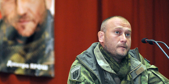 Ярош приказал подразделениям «Правого сектора» готовиться к деблокаде Дебальцево Ярош приказал подразделениям «Правого сектора» готовиться к деблокаде Дебальцево
