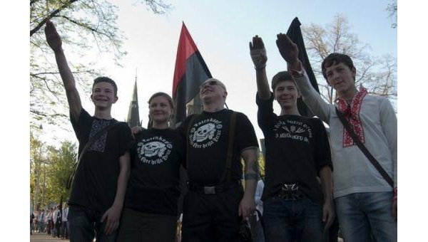 Грэм Филлипс: Неонацистский Евромайдан Грэм Филлипс: Неонацистский Евромайдан
