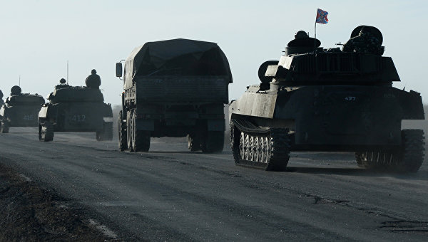 Киев заявил об отводе вооружений от линии соприкосновения Киев заявил об отводе вооружений от линии соприкосновения