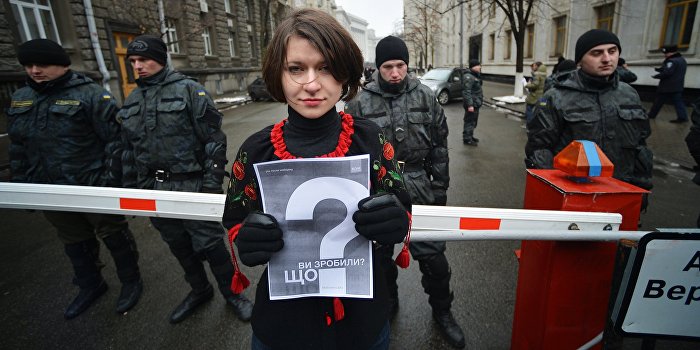 «Ребята, не задавайте мне вопросов, сейчас тяжелое положение» «Ребята, не задавайте мне вопросов, сейчас тяжелое положение»