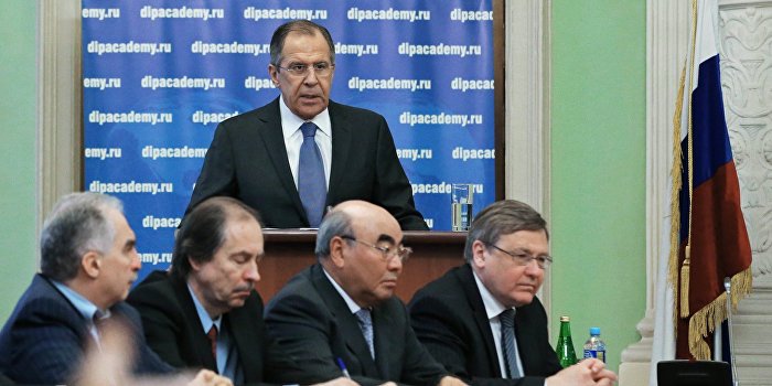 Лавров: Только внеблоковый статус предотвратит раскол Украины Лавров: Только внеблоковый статус предотвратит раскол Украины