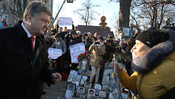 Huffington Post: Олигархи пустили майдан под откос Huffington Post: Олигархи пустили майдан под откос
