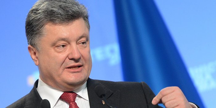 Порошенко подписал закон о региональной политике вопреки Конституции Порошенко подписал закон о региональной политике вопреки Конституции
