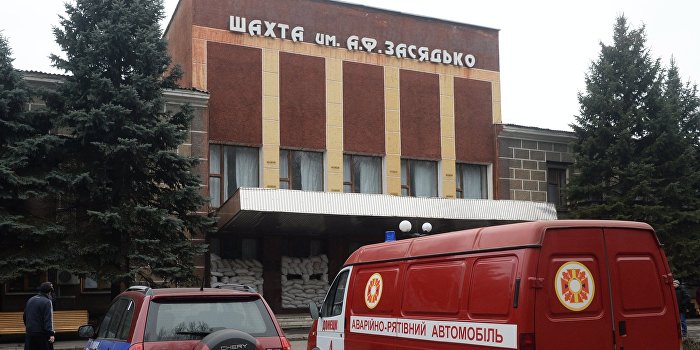 Число погибших при аварии на донецкой шахте Засядько возросло до 32 человек Число погибших при аварии на донецкой шахте Засядько возросло до 32 человек