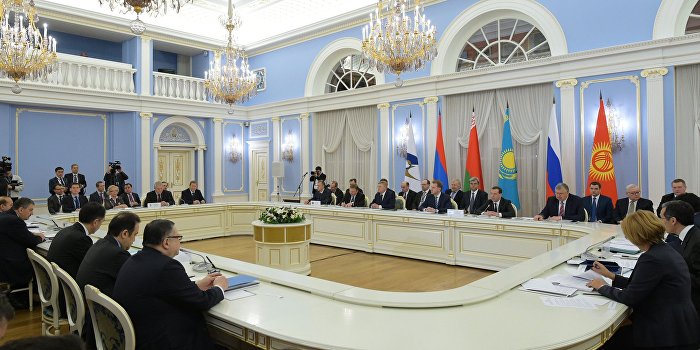 Представитель ООН: Без ЕАЭС украинская экономика не справится Представитель ООН: Без ЕАЭС украинская экономика не справится