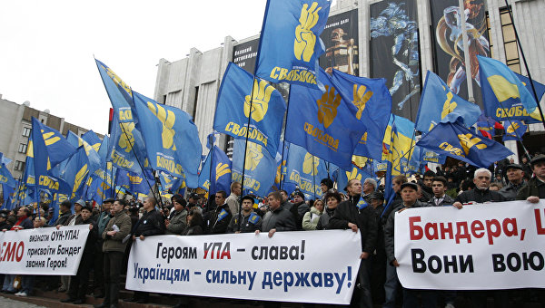 Немецкий политолог: На Украине к власти пришли новые воры Немецкий политолог: На Украине к власти пришли новые воры