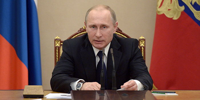 Путин: Мы всегда в России считали, что русские и украинцы — это один народ Путин: Мы всегда в России считали, что русские и украинцы — это один народ