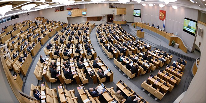 В Госдуме призвали вернуть право вводить войска России на Украину В Госдуме призвали вернуть право вводить войска России на Украину