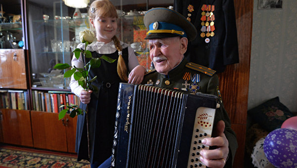 100-летний ветеран Великой Отечественной – о жизни, войне и секретах долголетия 100-летний ветеран Великой Отечественной – о жизни, войне и секретах долголетия