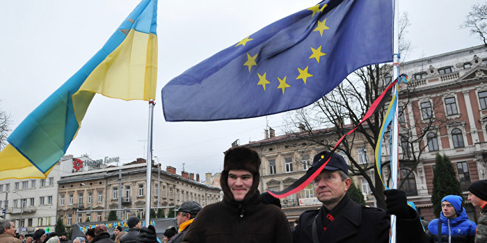 В Евросоюз смогут ездить лишь «надежные украинцы» В Евросоюз смогут ездить лишь «надежные украинцы»