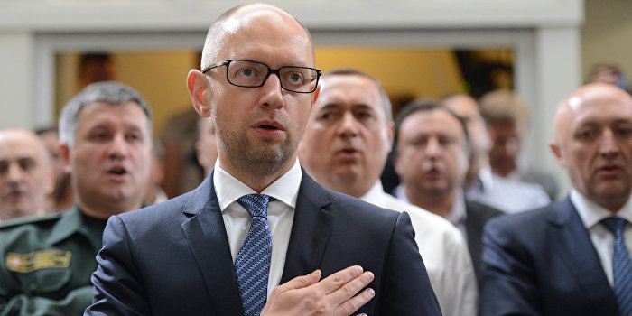 Украинский депутат: Яценюк и Аваков лоббируют коррупционеров Украинский депутат: Яценюк и Аваков лоббируют коррупционеров