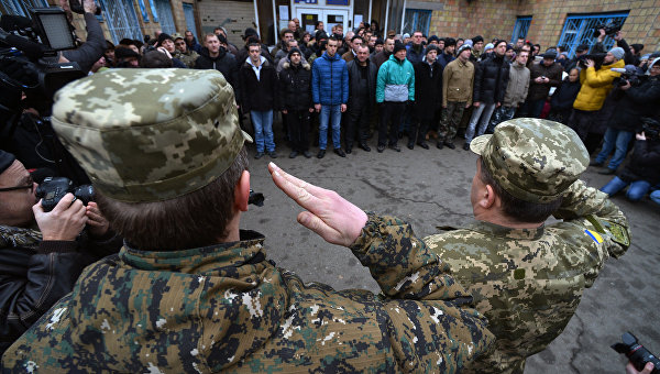 Захарченко: Совершив подлог в Минске, киевские власти готовятся к наступлению Захарченко: Совершив подлог в Минске, киевские власти готовятся к наступлению