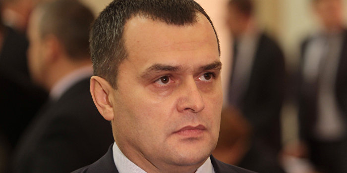 Захарченко: Совершив подлог в Минске, киевские власти готовятся к наступлению Захарченко: Совершив подлог в Минске, киевские власти готовятся к наступлению