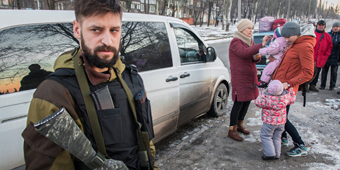 Алексей Смирнов: Люди Донбасса будут скорее голодать, чем продадутся Украине Алексей Смирнов: Люди Донбасса будут скорее голодать, чем продадутся Украине