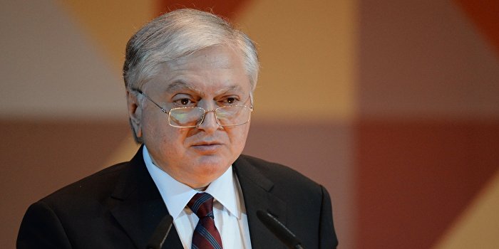 Глава МИД Армении: Украинский кризис должен быть разрешен путем диалога Глава МИД Армении: Украинский кризис должен быть разрешен путем диалога