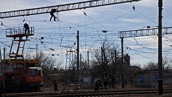 «ДНР восстанавливает свое народное хозяйство в основном за счет помощи из России» «ДНР восстанавливает свое народное хозяйство в основном за счет помощи из России»