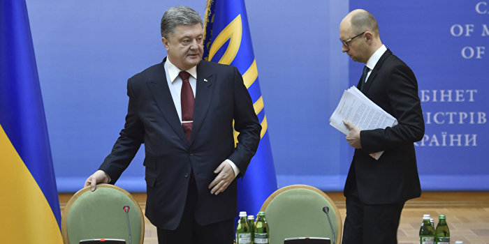 За что хотят снять украинского премьера Яценюка? За что хотят снять украинского премьера Яценюка?